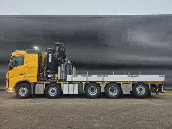 FH 420 10x4 / 85 t/m CRANE + JIB / KRAN